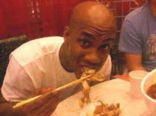 老外吃羊角瓜视频